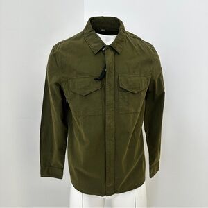 C.P. COMPANY MEN'S ARMY GREEN COTTON GABARDINE LENS SHIRT